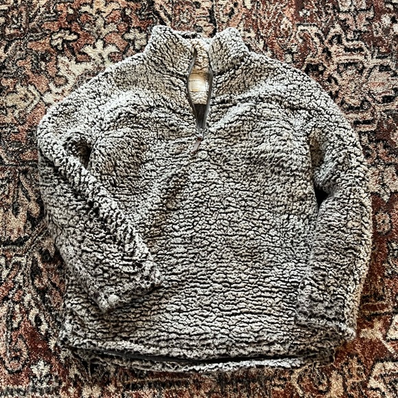Thread and Supply Gray Sherpa pull over size small - Picture 1 of 5